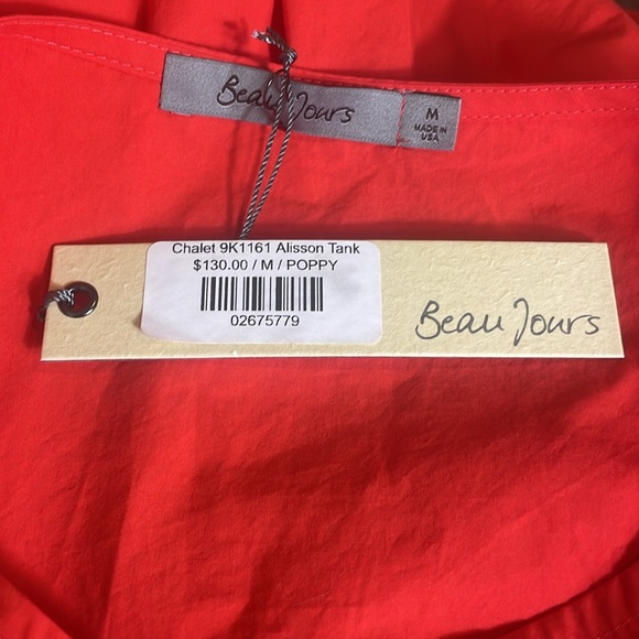 BEAU JOURS Alisson Tank - 9K1161 - in Poppy NWT
Regular price $136.00 - Picture 8 of 10